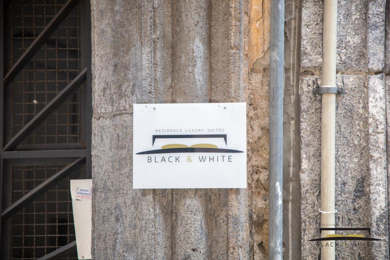 נאפולי Residence Black & White מראה חיצוני תמונה